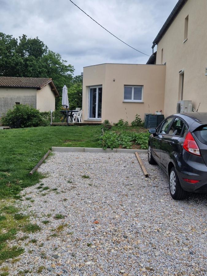 Gite Le Saint Benoit Lamillarié Exterior photo